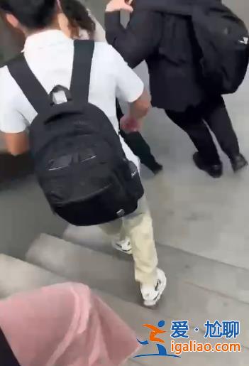 “很感激大陸教授救了我”！臺灣留學生還原美國槍案危急時刻？