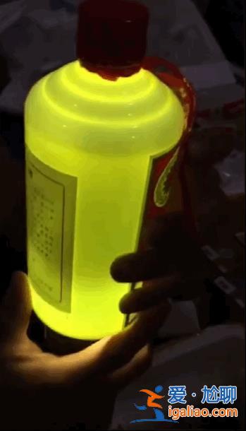 鉆0.2毫米細孔 抽出真酒換假的？