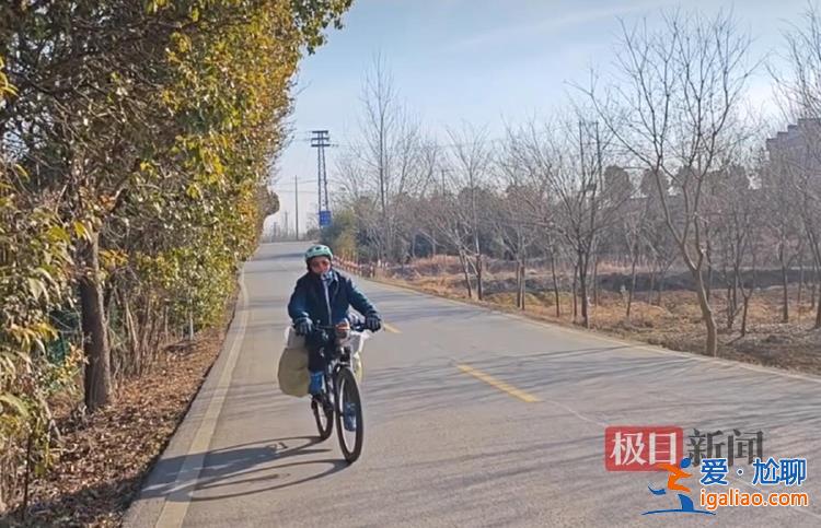 母子從上海騎行700公里回湖北過年 氣溫4°C在路邊露營？