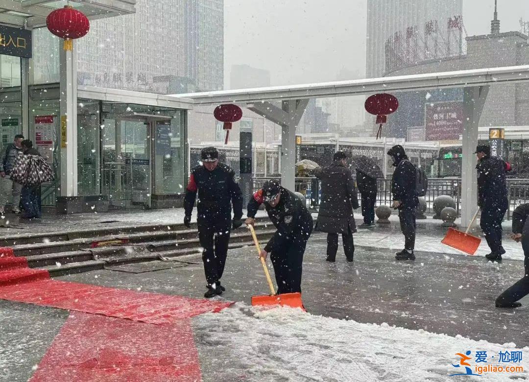 多條高速路交通管制 26趟列車停運？