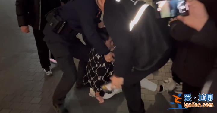 男子從云南飛抵杭州搶劫珠寶店 被抓時叫囂“我不是中國人”？