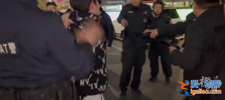 男子從云南飛抵杭州搶劫珠寶店 被抓時叫囂“我不是中國人”？