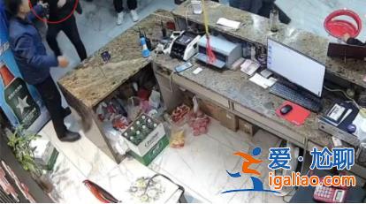 福建一公職人員在湖北毆打酒店老板?揚言“副市長才和我一個級別”? 福建一公職人員在湖北毆打酒店老板?揚言“副市長才和我一個級別”?