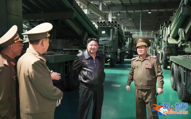 金正恩視察軍工企業并現場打靶 槍槍十環? 金正恩視察軍工企業并現場打靶 槍槍十環?