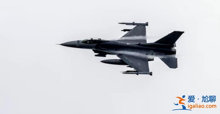 烏克蘭軍方調查首架F-16戰機墜毀原因 包括考慮“友軍誤射”可能性？