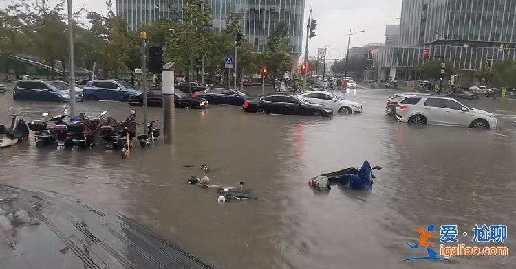 雨量破歷史紀錄 多地啟動“六停”？