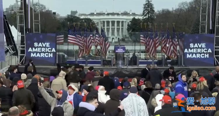 選戰進入最高潮!哈里斯、特朗普都忙著在周二發表“最后信息”? 選戰進入最高潮!哈里斯、特朗普都忙著在周二發表“最后信息”?