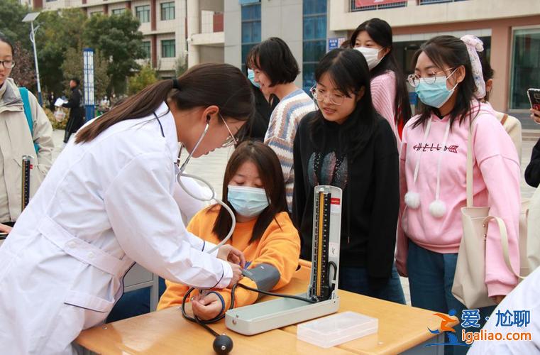 正規的預防醫學升學班招生，本科的預防醫學與麻醉學那個專業好，各有什么優缺點就業、發展？