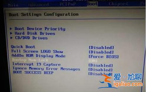 win10系統開機黑屏左上角一橫杠在閃如何解決？？