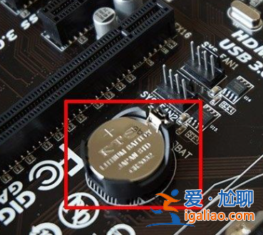 電腦開機沒反應鼠標鍵盤也不亮的解決方法？