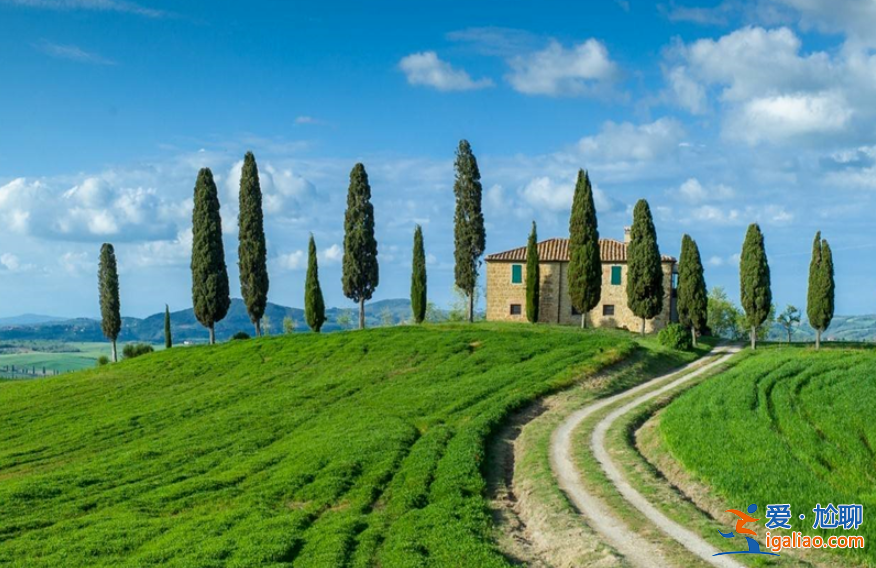 win10電腦桌面壁紙怎么設(shè)置？